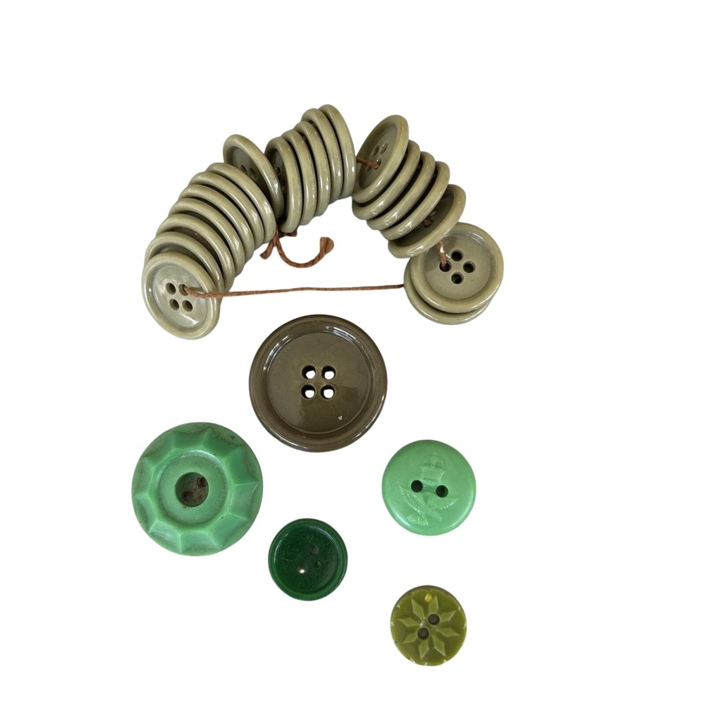 WWII RAF Bakelite Button Lot • Military Khaki & Deco Green Plastics‎ (1940s–50s)